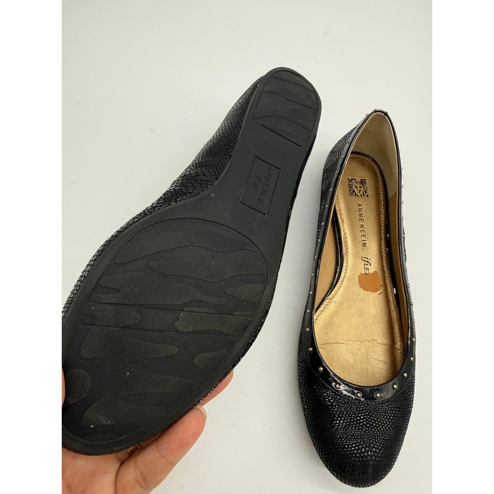 Anne Klein iFlex Black Snakeskin Studded Ballet Flats Size 7.5 Round Toe Shoes
